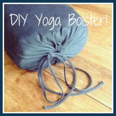 DIY Yoga Bolster!