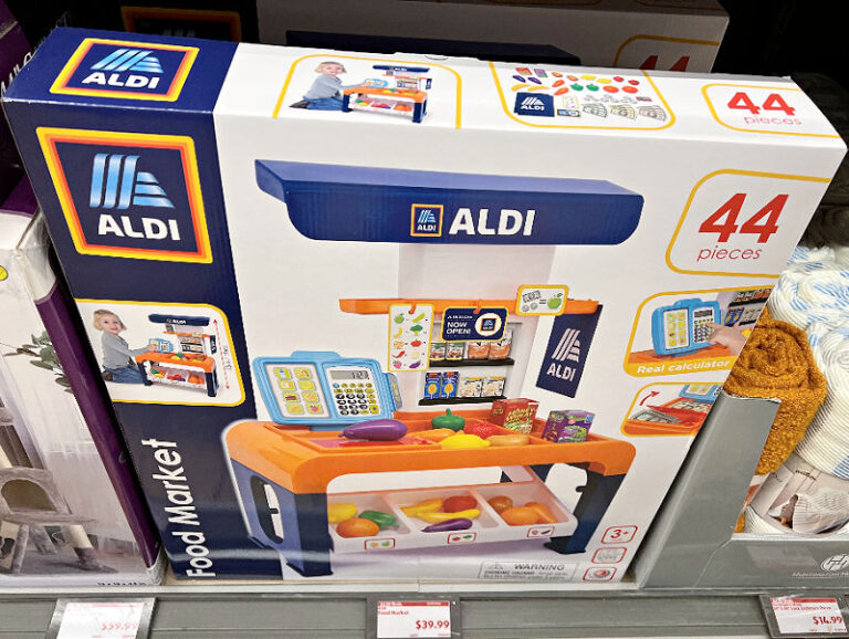 Italian Week and ALDI coloring books ALDI Finds week of 2/22/23